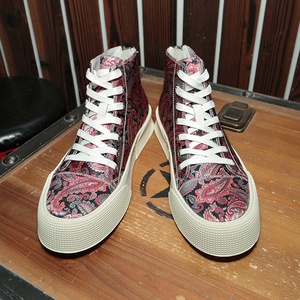 朋克男潮鞋个性图片