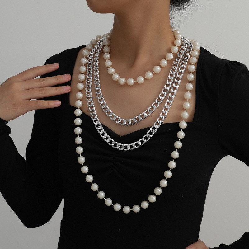 珍珠项链长款优雅图片