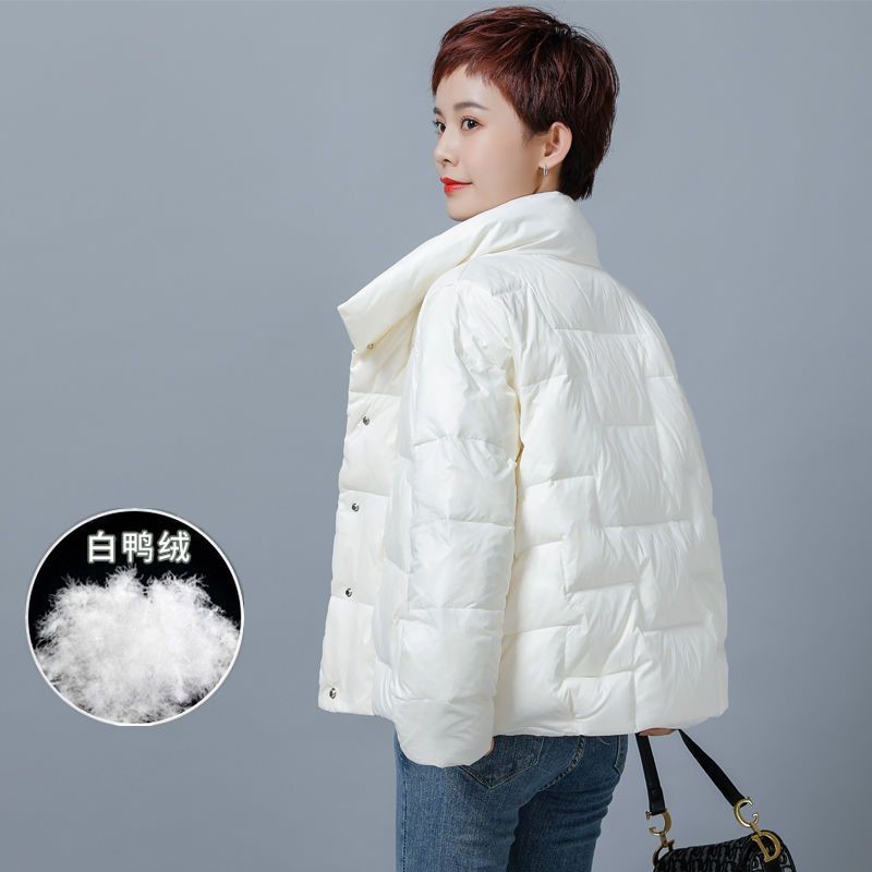 波司登反季高档轻薄羽绒服女短款2022新款时尚立领宽松白鸭绒保暖外套