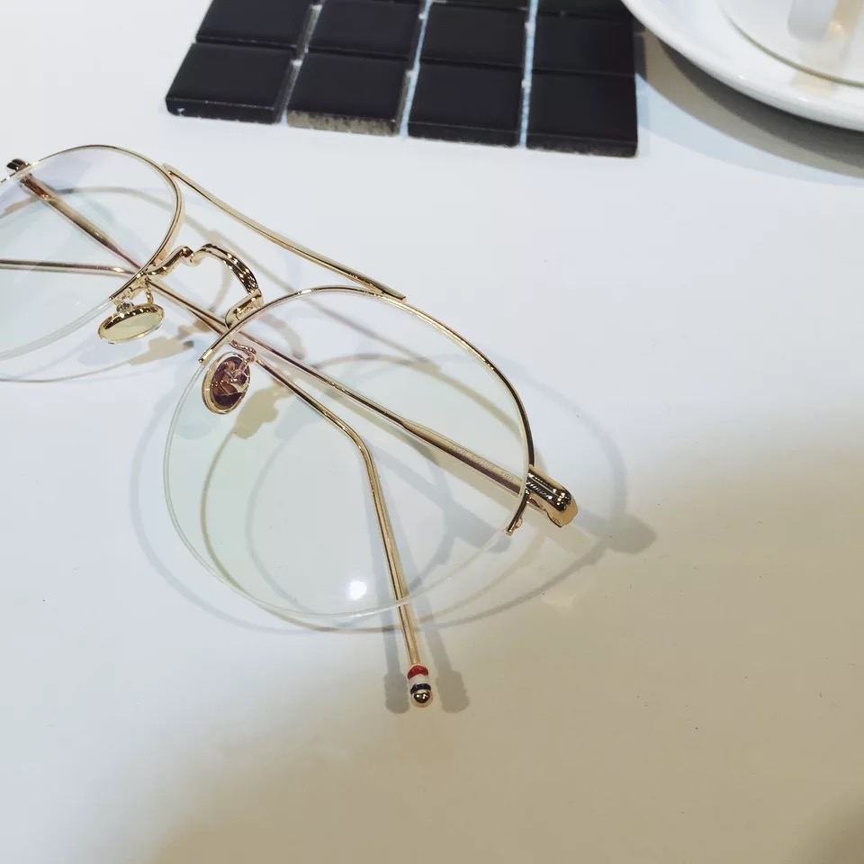 kb新款gd权志龙吴世勋同款半框素颜眼镜金边半圆框金丝眼镜原宿女