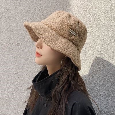 适合短发戴的帽子冬天韩版挡风装饰女帽秋冬休闲百搭外出渔夫帽潮
