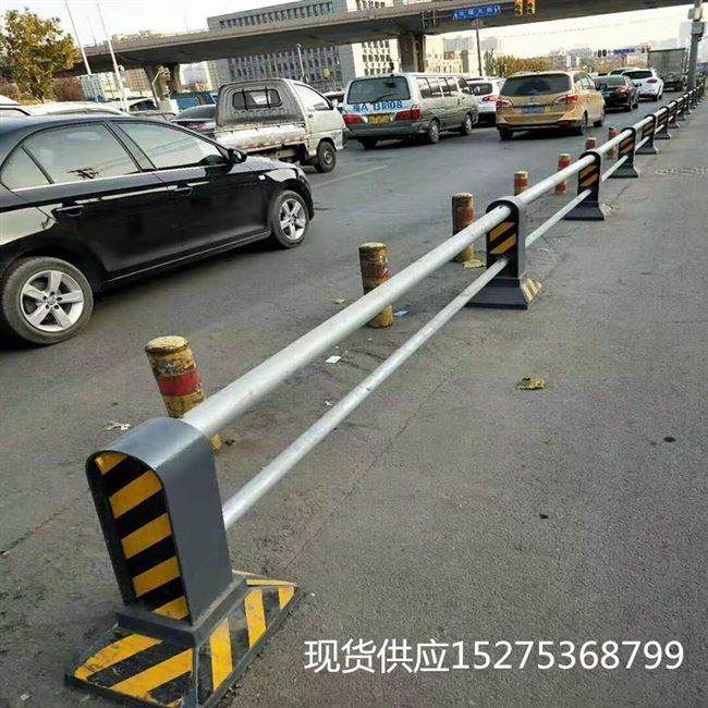 机非道路隔离护栏中央人行道隔离墩围栏防撞栏杆小区厂房广告栅栏