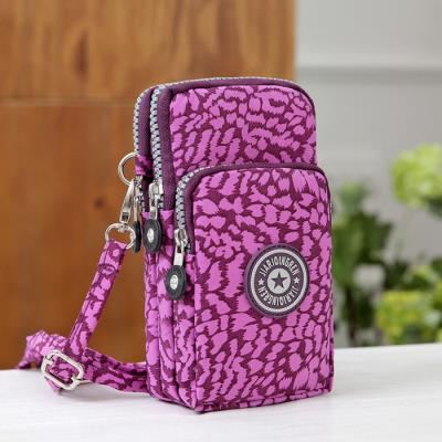 手机袋子布袋便携挂脖斜挎老人装放手机的小包包多功w能防水零钱