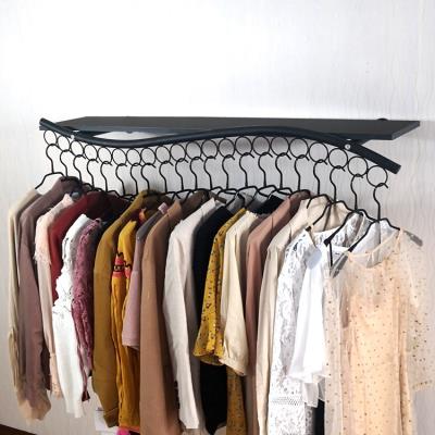侧挂服装架上墙白色图片