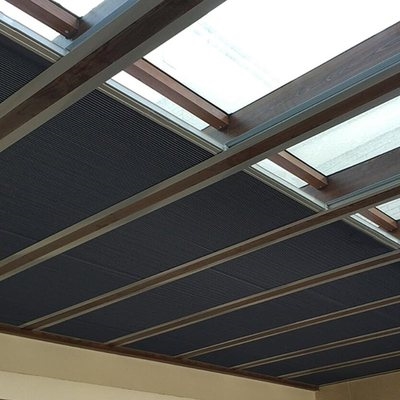 隔热帘降温蜂窝天窗顶帘全遮光房智能遮阳玻璃布电动阳光房蜂巢帘