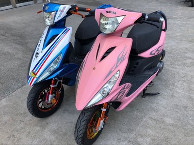 二手鬼火125cc踏板三代战速男女装改装街车代步助力摩托车整车