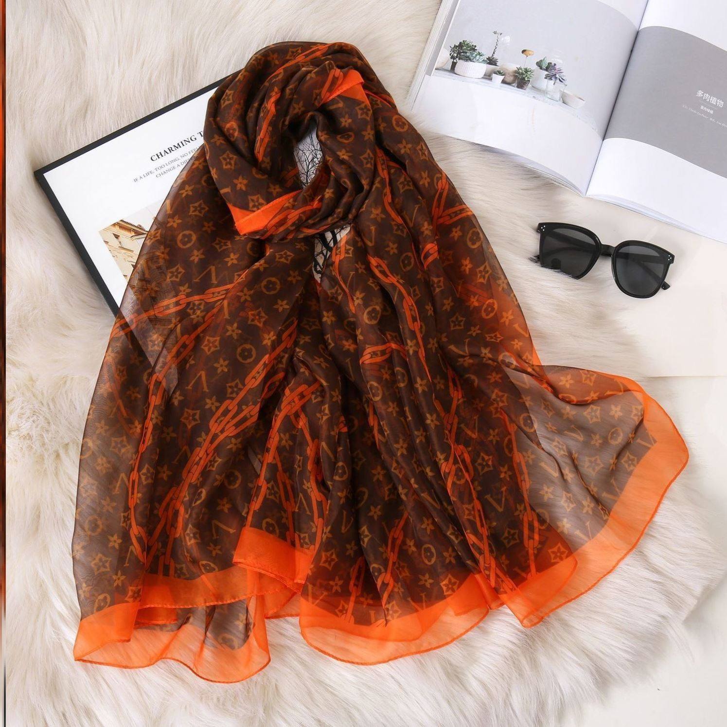 韩版新款丝巾女士围巾优柔纱纱巾超大薄款围脖防晒披肩时尚百搭