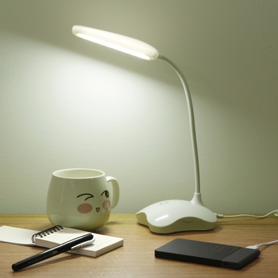 装电池的台灯学生宿舍高中生护眼干电池小台灯五号电池usb插电灯