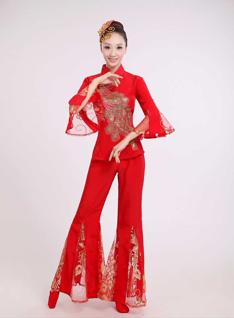 民族秧歌服女中老年腰鼓服装扇子舞蹈演出服女装古典舞表演服新款