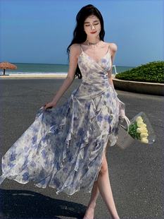 三亚法式海边度假绝美仙女裙气质蓝色碎花不规则荷叶边吊带连衣裙