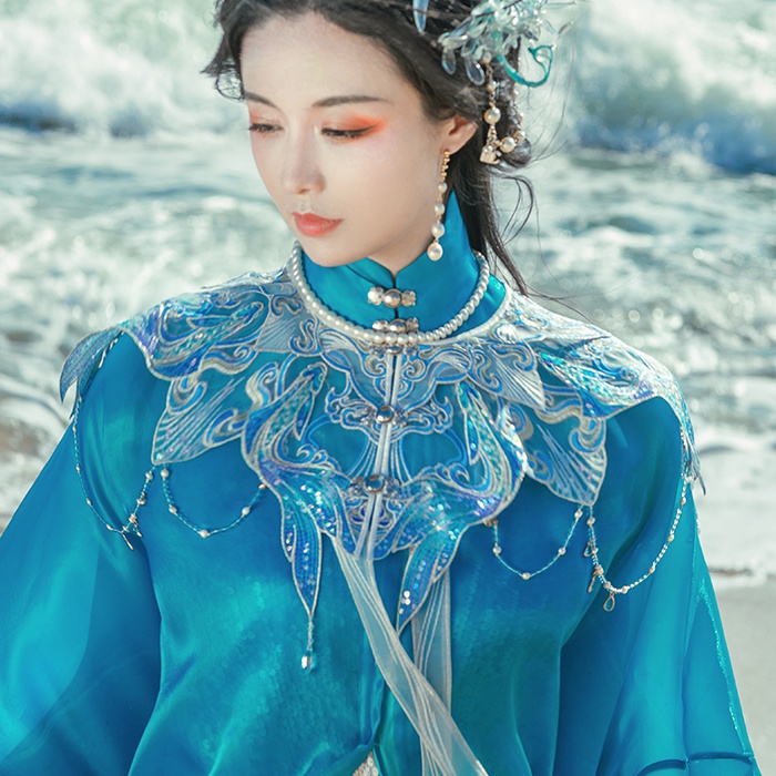 煌月真的菜菜[海水江崖]仙气幻色亮片重工刺绣云肩明制汉服女新款