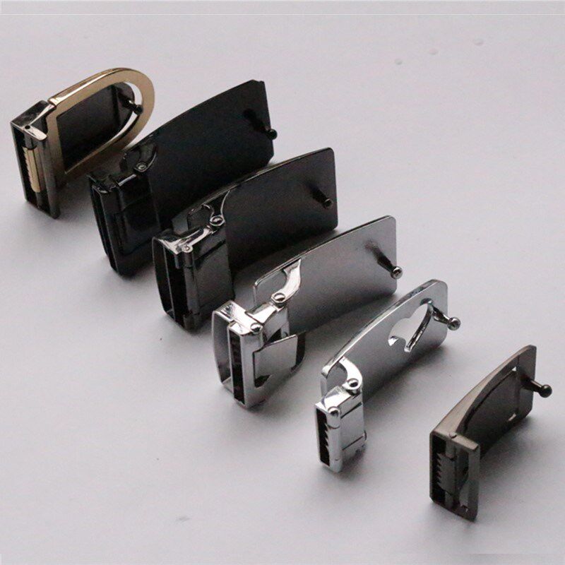 皮带头扣头钉扣打孔