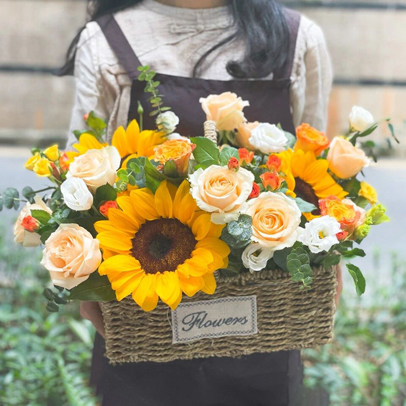 生日鲜花向日葵手提篮小花篮开业南昌鲜花速递同城萍乡赣州上饶店