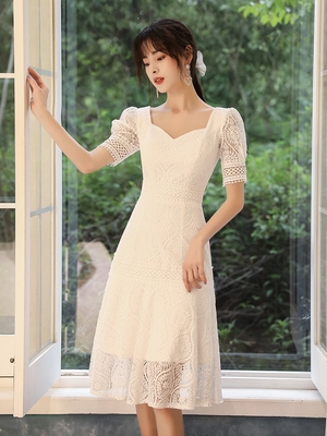 年会晚礼服裙女2020新款宴会气质平时可穿白色蕾丝连衣裙法式轻奢