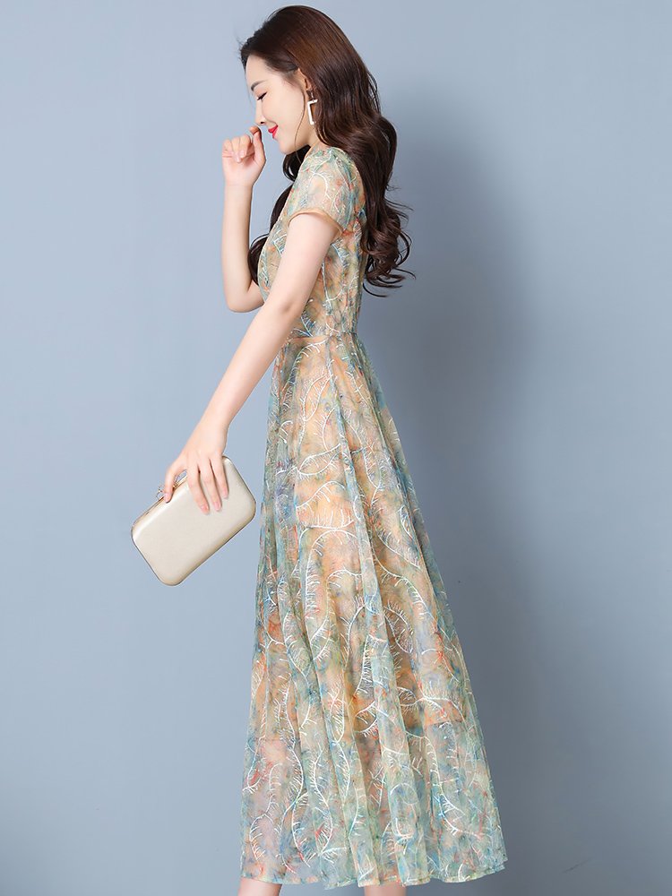 改良版旗袍2021年新款高端大气长款复古气质优雅蕾丝连衣裙女夏季