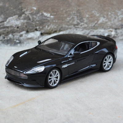阿斯顿马丁汽车模型图片