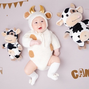新款儿童摄影服装小牛年百天宝宝拍照服饰婴儿照相牛宝宝造型套装