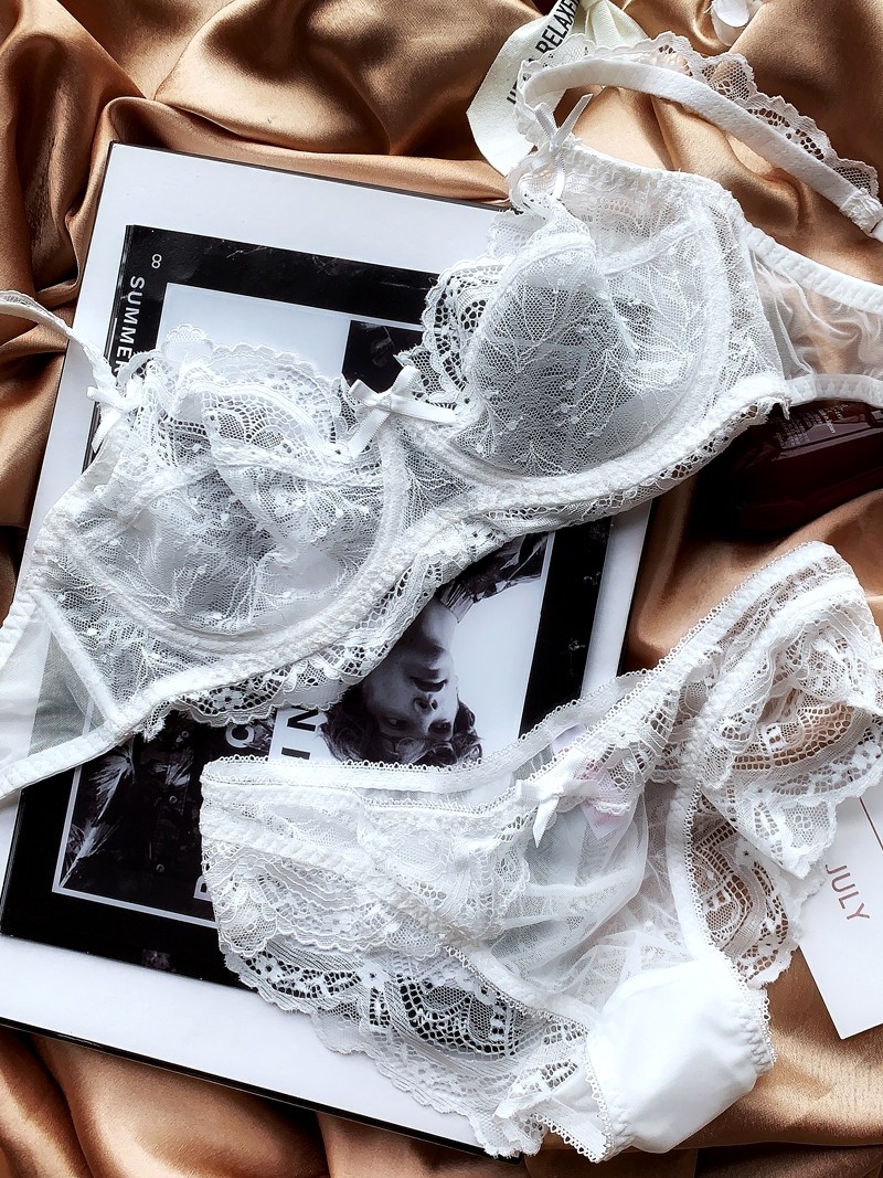 性感超薄透明网纱蕾丝内衣裤大胸显小ins欧美风火辣文胸套装大码