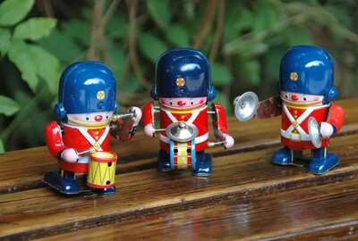 零铁皮复古敲卫兵玩具后80上怀旧发条老式小人鼓收藏打鼓玩具兵八