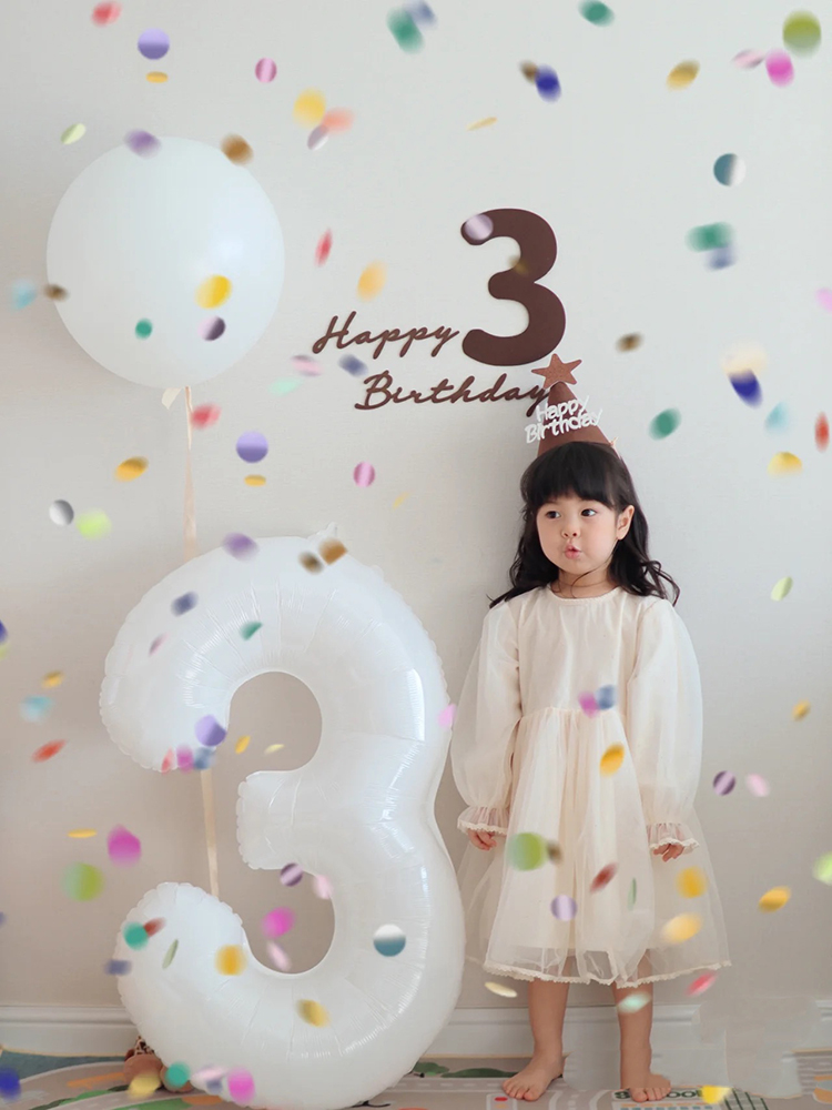 32寸白色系铝膜大数字儿童生日气球周岁派对布置拍照道具装饰用品