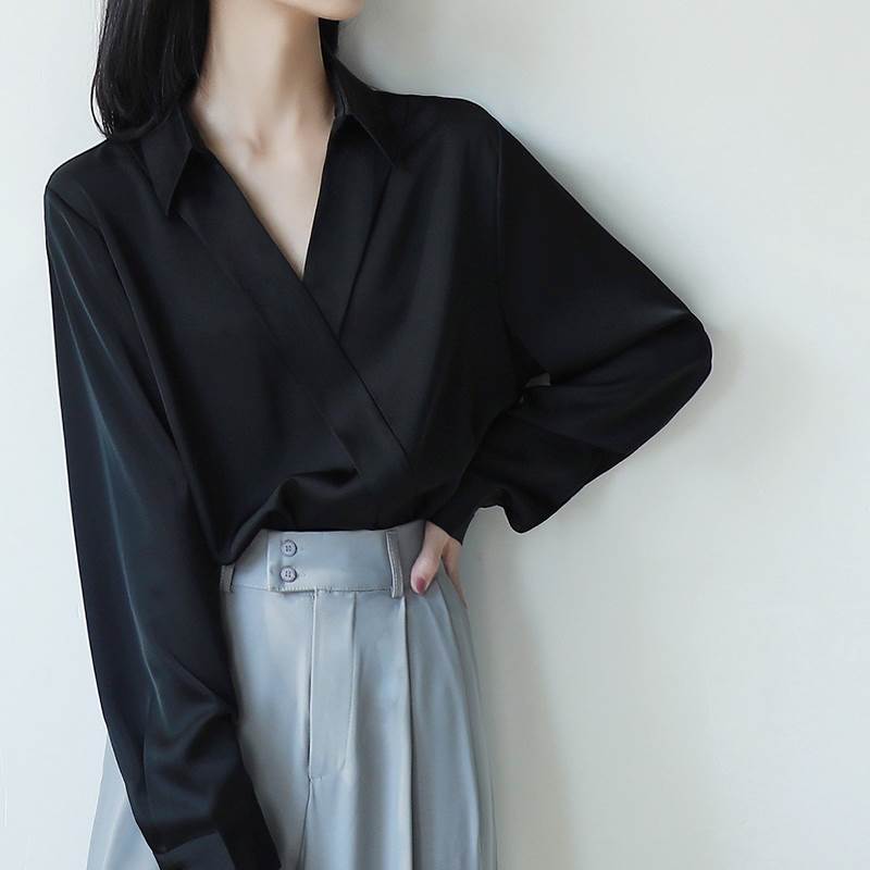 2021春秋款v领长袖小心机衬衫女黑色设计感气质宽松显瘦雪纺上衣