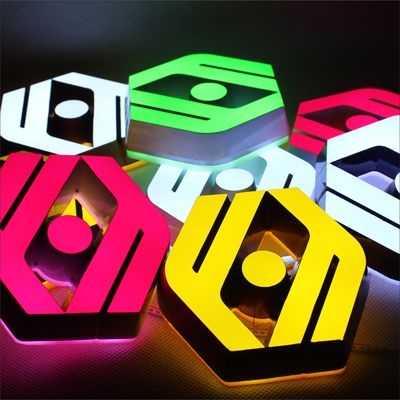 铝边无边发光字图片