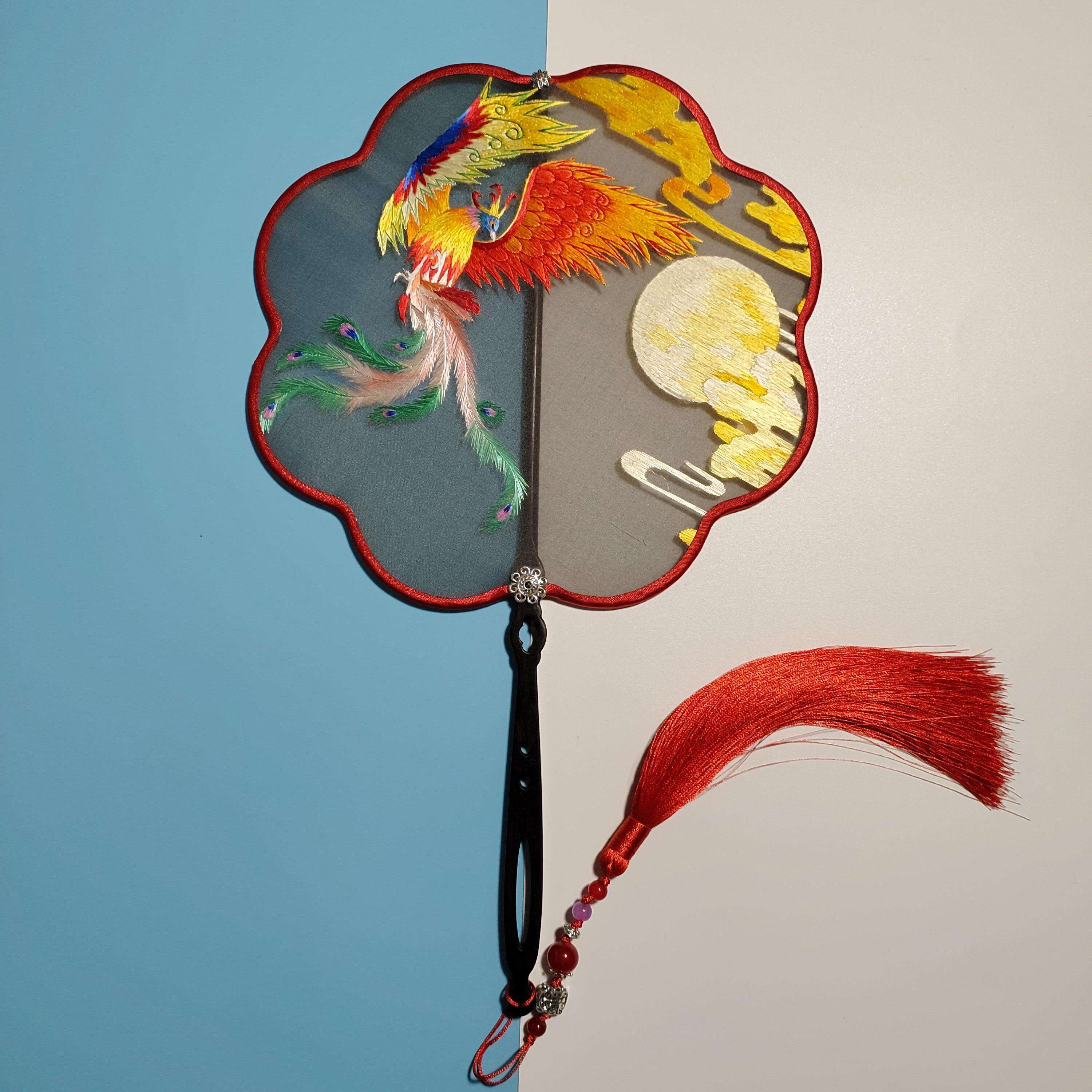 苏绣扇子纯手工双面真丝刺绣古典宫扇苏州礼品手绣摆件中国风团优惠券