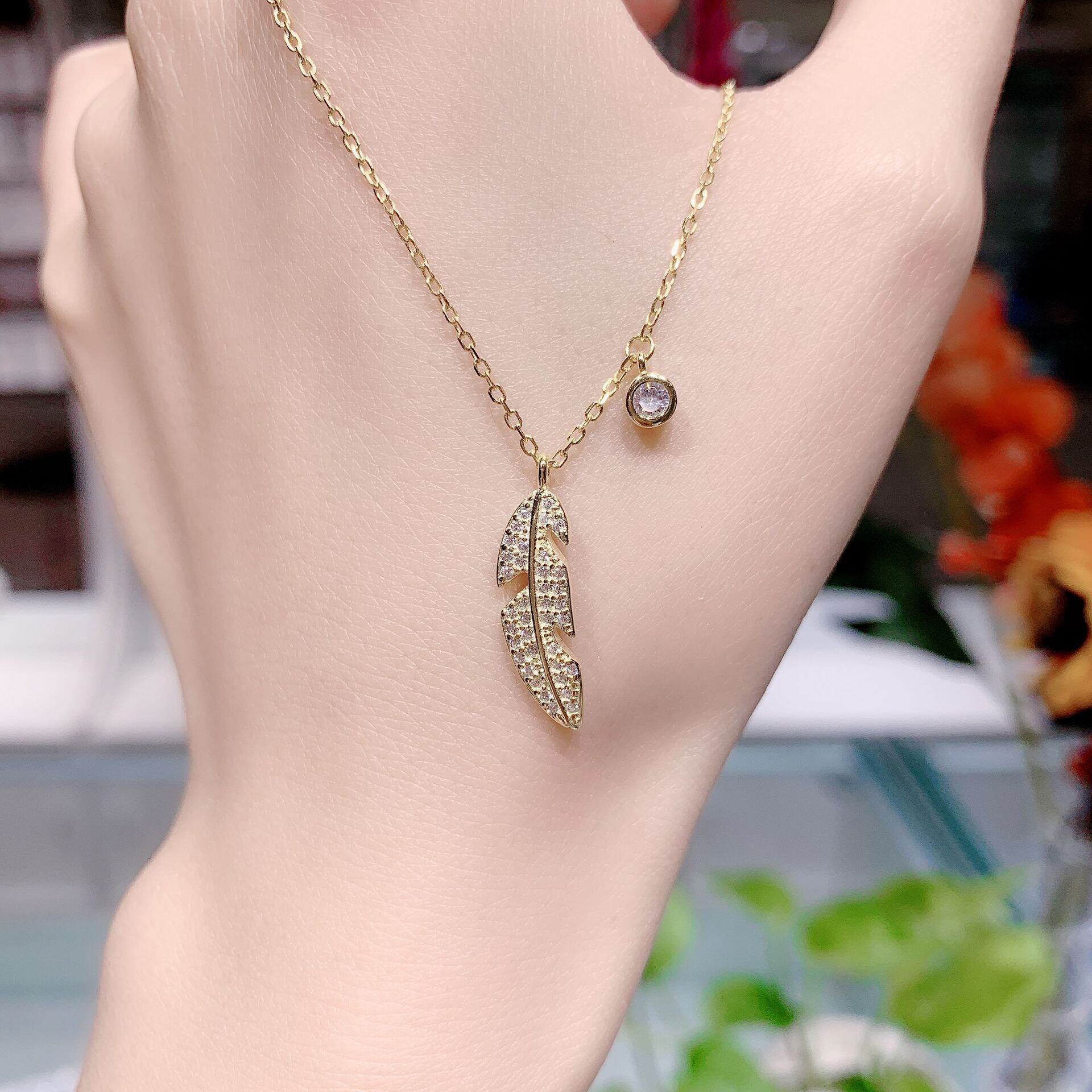 简约羽毛项链女s925纯银日韩时尚饰品微镶满钻叶子锁骨链潮ins风