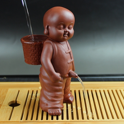 小孩子s尿尿茶壶小孩拉尿茶壶和尚茶童撒尿瓷娃娃小孩茶台饰品茶