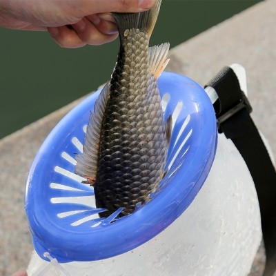 鱼o搂装鱼娄轻便鱼篓小号水箱鱼笼装鱼的篓子塑料大号.