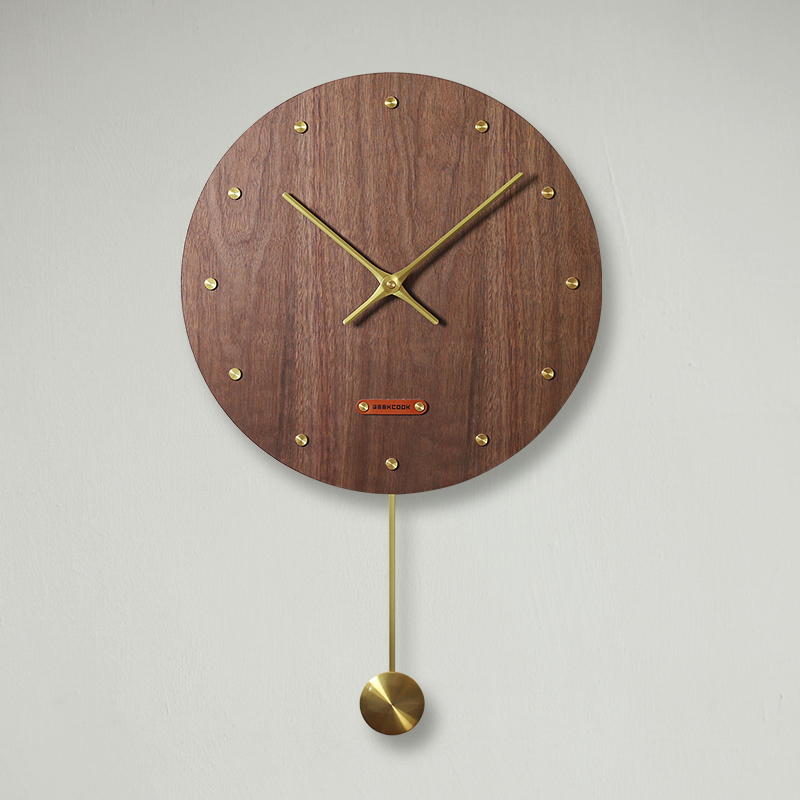 摆钟客厅木质图片