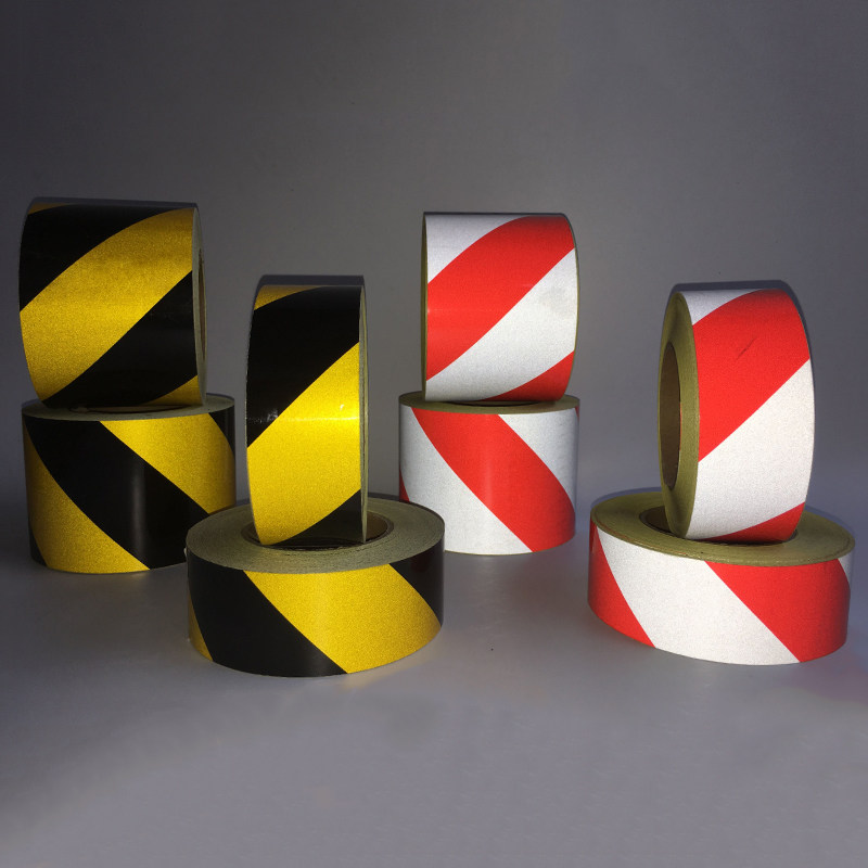 5cm宽红白黑黄斜纹反光膜反光安全警示胶带条墙面标识带胶贴