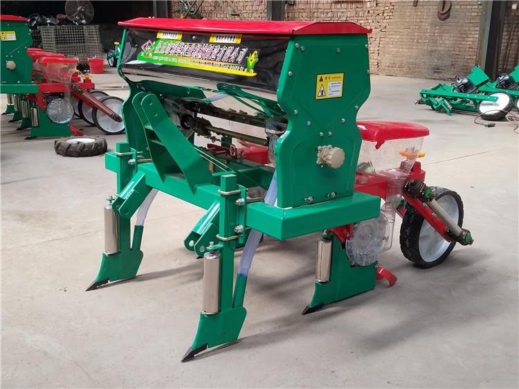 玉米播种机四轮拖拉机全部播种机精播新款大型玉米种植器播种