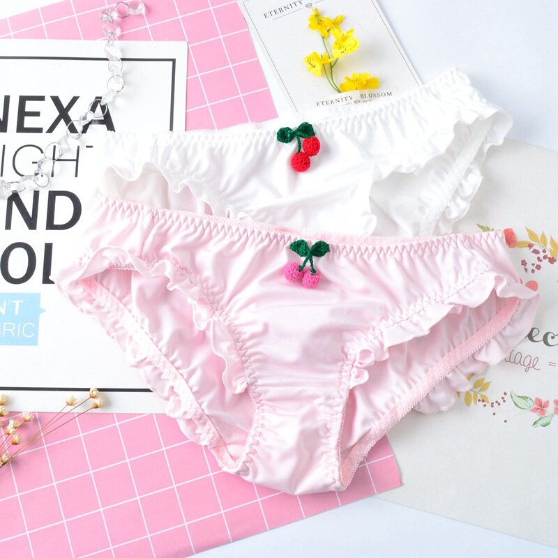 日系少女爱小草莓立体飞边牛奶丝内裤卡哇伊女士短裤学生三c角裤