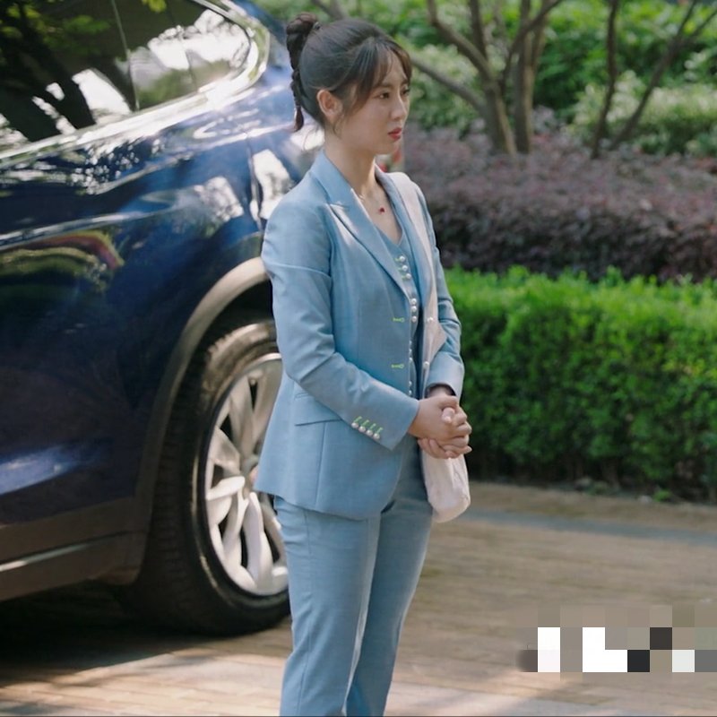 乌鸦小姐与蜥蜴先生邢菲姜小宁同款衣服女修身西服外套马甲套装春