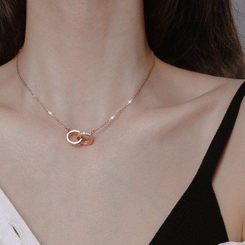 莫比乌斯环彩金项链女夏小众双环18k金纯银玫瑰金环环相扣锁骨链