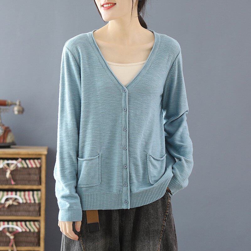 原创v领棉线针织衫女早秋新款纯色口袋复古文艺长袖排扣开衫外套