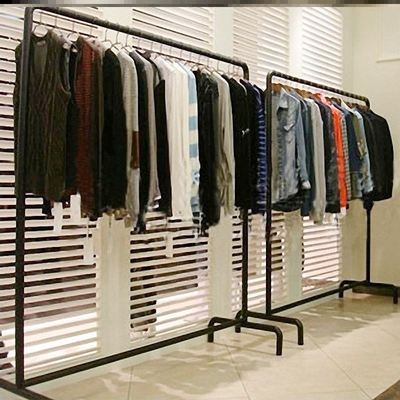 铁质衣架子挂衣架图片