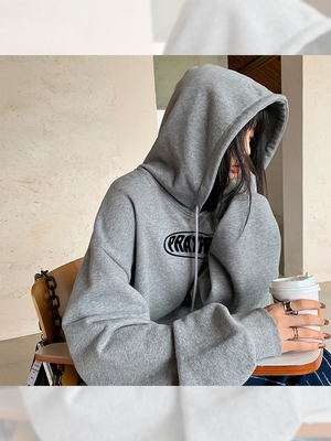 女款连帽卫衣新款2018_休闲连帽卫衣款式图_连帽卫衣女秋冬宽松慵懒风