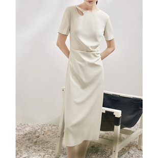 法式高级感通勤气质连衣裙女夏季设计感小众褶皱舒适收腰白色裙子