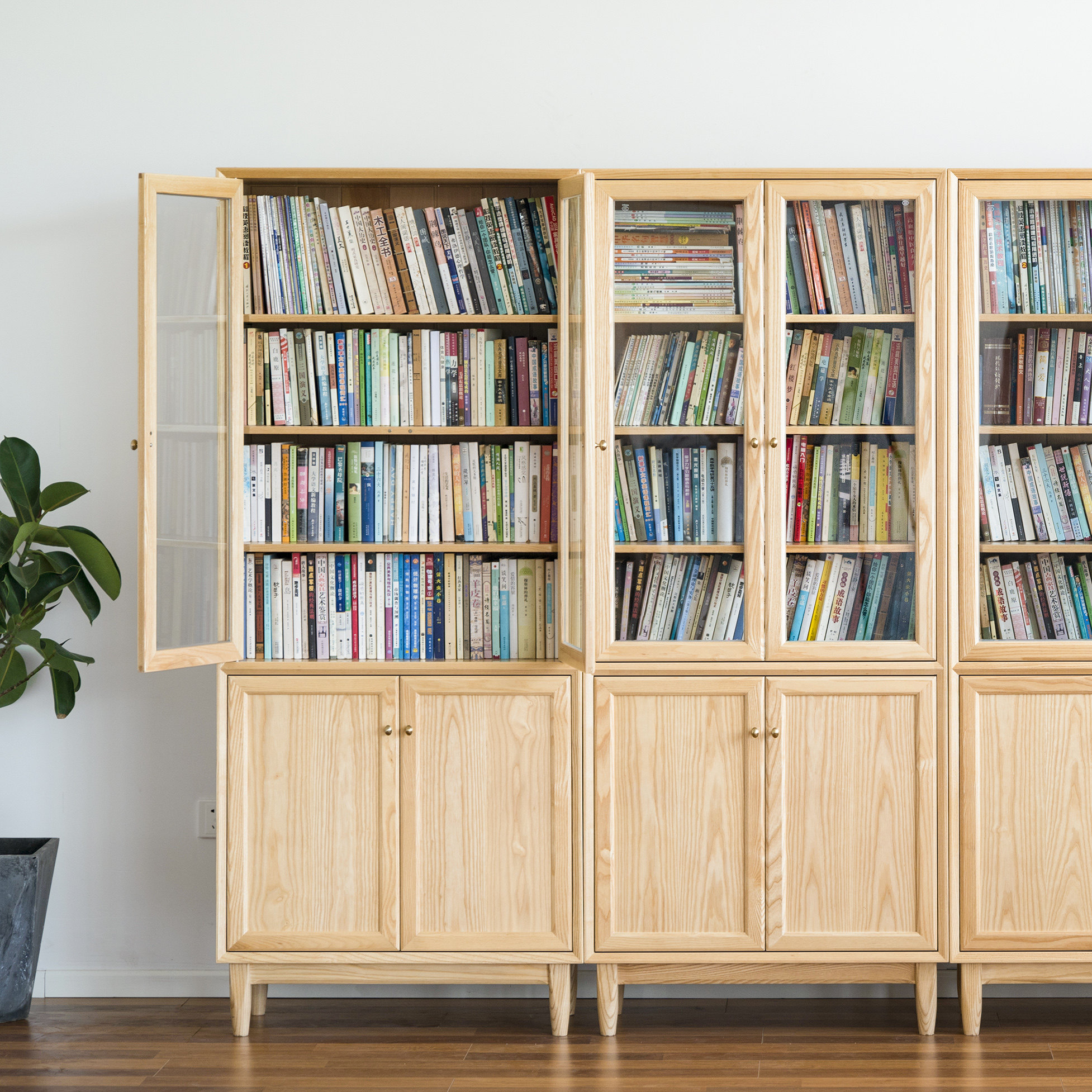 [南窗书柜]原创设计玻璃柜门实木榫卯白蜡木黑胡桃书架丨览春木业