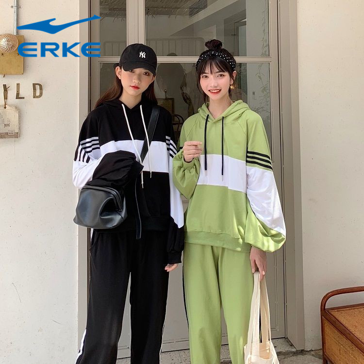 鸿星尔克女秋装新款牛油果绿卫衣