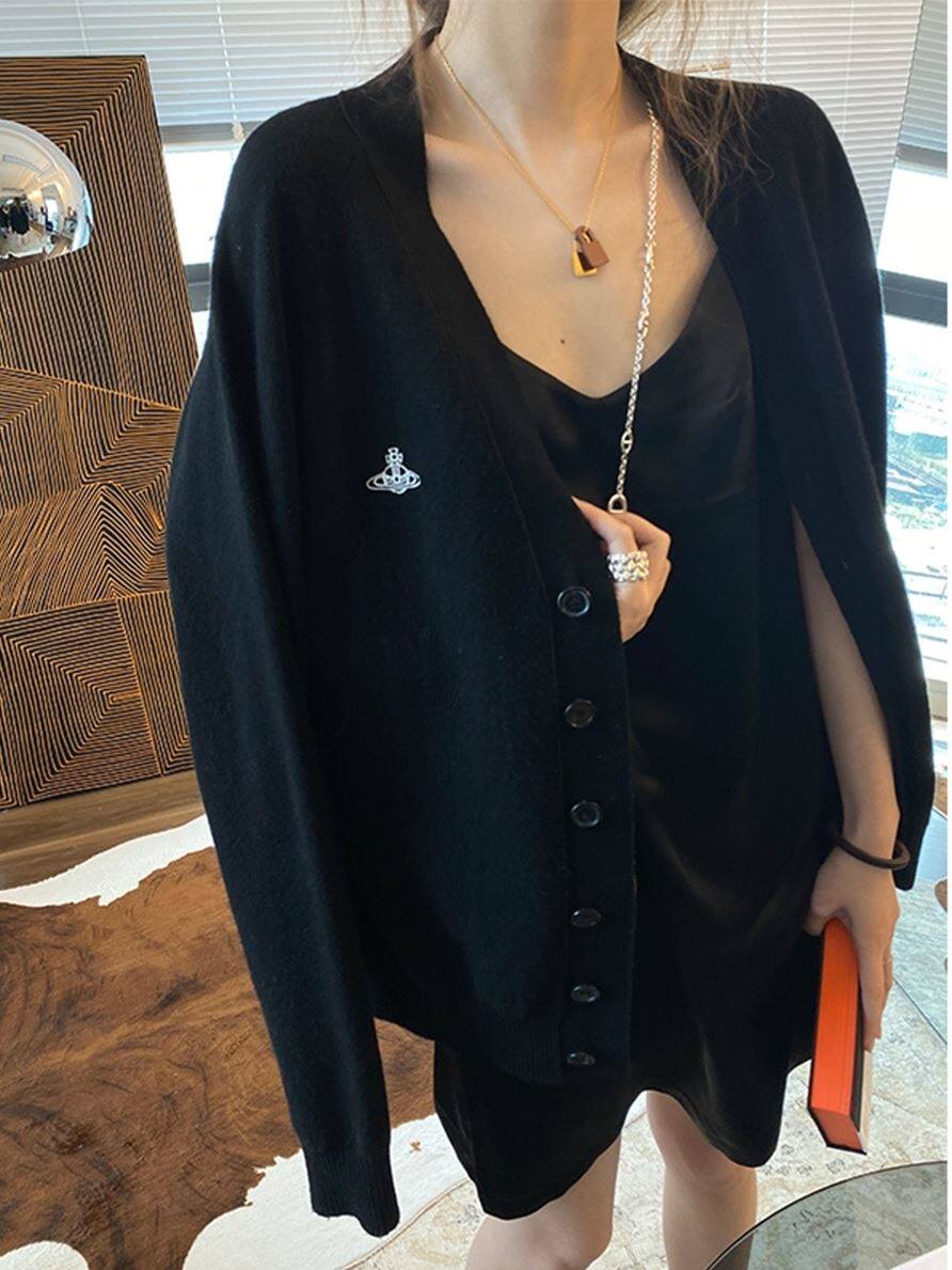 春秋2021年新款宽松慵懒风刺绣小土星针织开衫女v领黑色毛衣外套