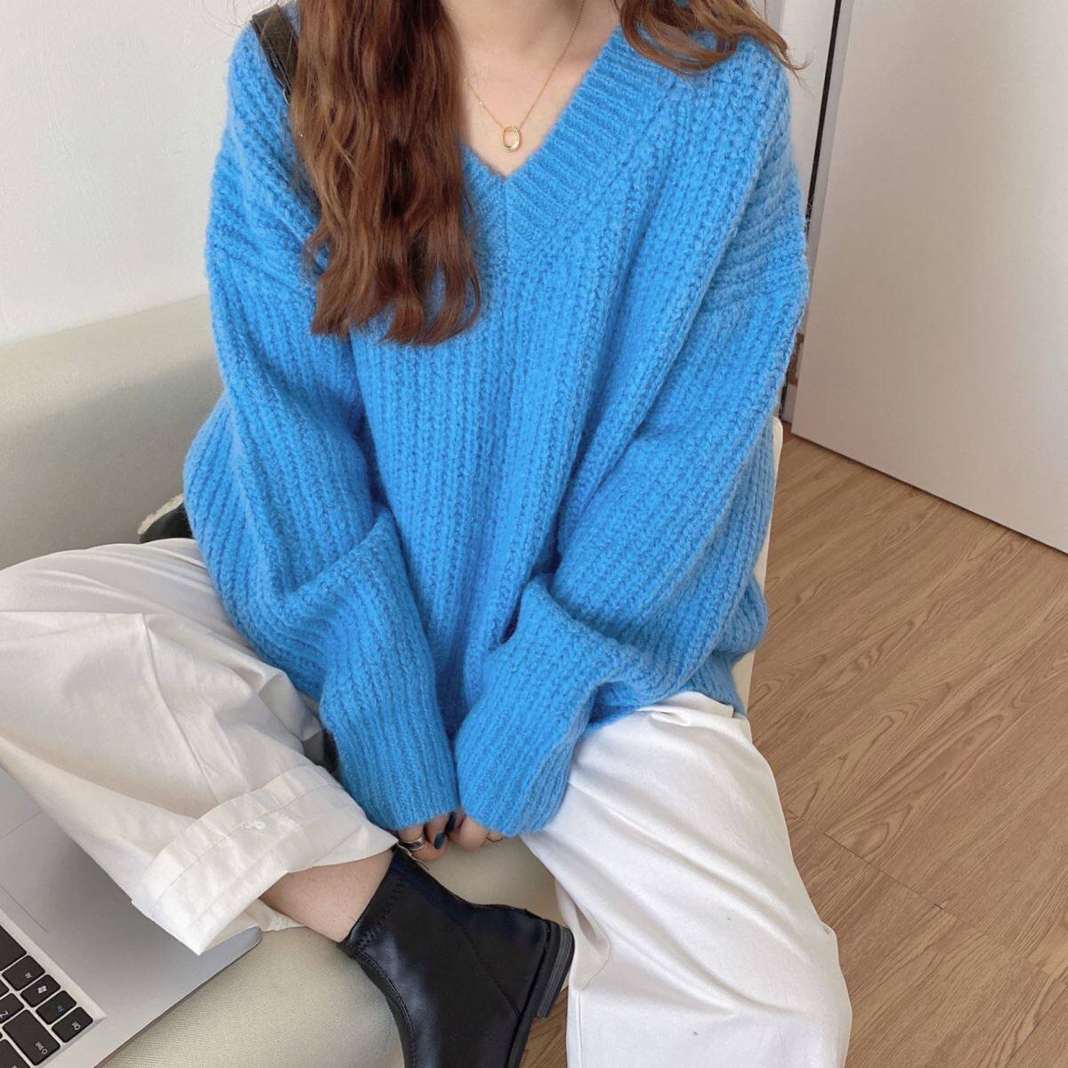 2021年新款重工蓝色毛衣女v领秋冬外穿宽松韩版慵懒风针织衫上衣