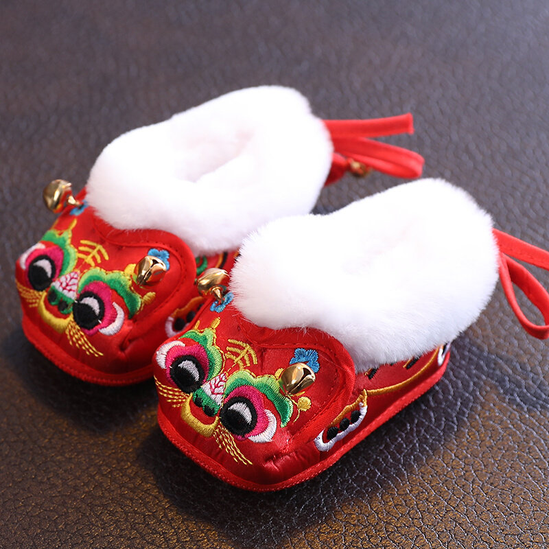 宝宝儿童过年虎头鞋子婴儿周岁鞋冬季手传统拜年鞋红色学步鞋刺绣