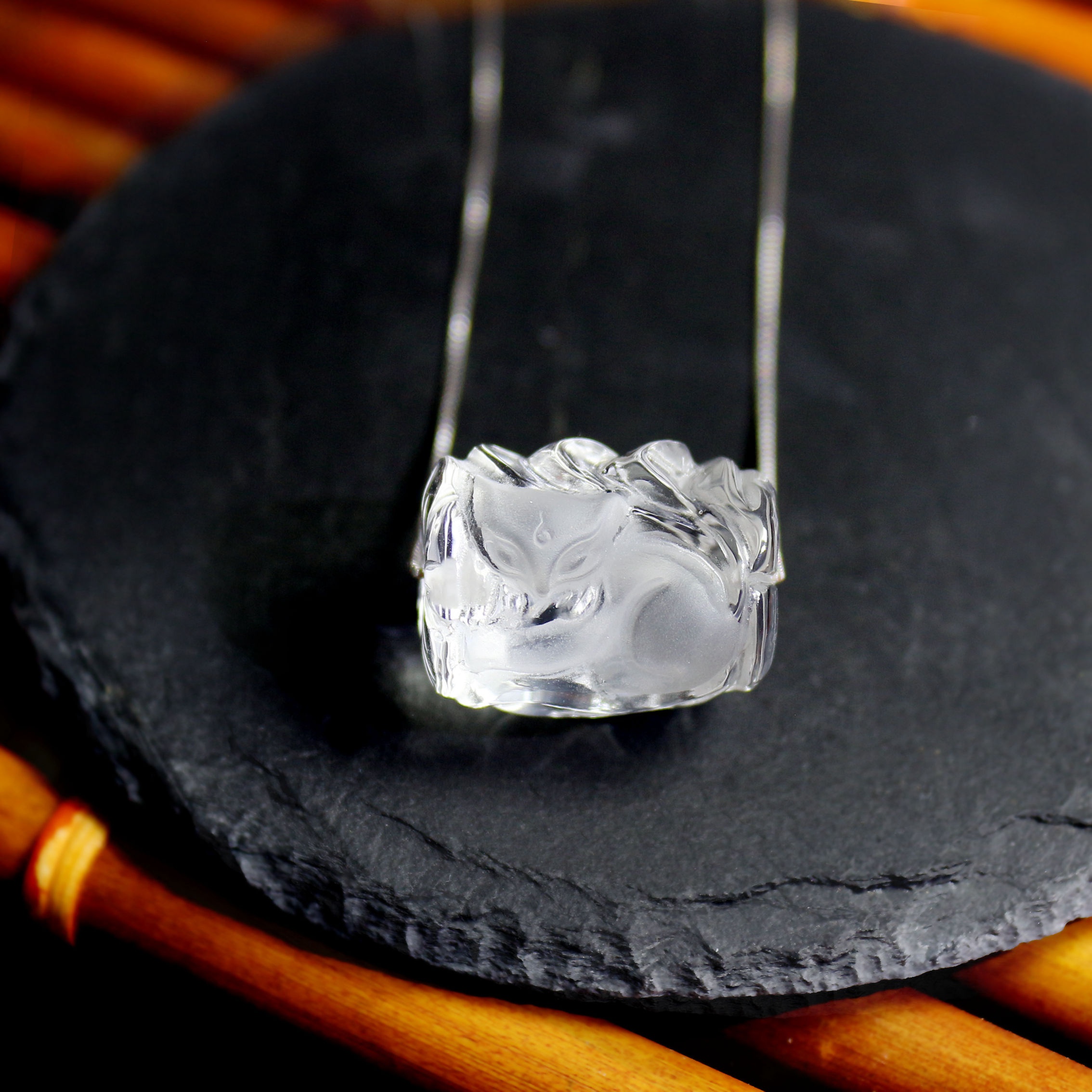 天然白水晶雕刻九尾狐白狐吊坠小狐狸银本命年项链手链男女锁骨链