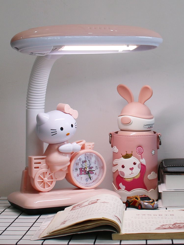 带闹钟学生卡通插电led护眼台灯书桌可爱床头创意带笔筒三色调光