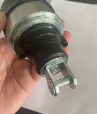 起动机马达吸拉开关