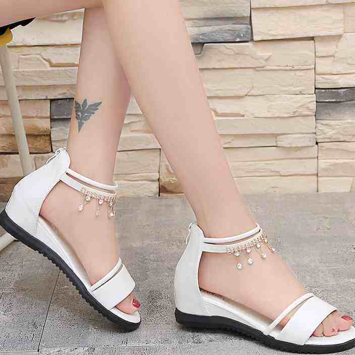 女生凉鞋夏2021新款少女平底百搭学生韩版后拉链女鞋白色大童凉鞋