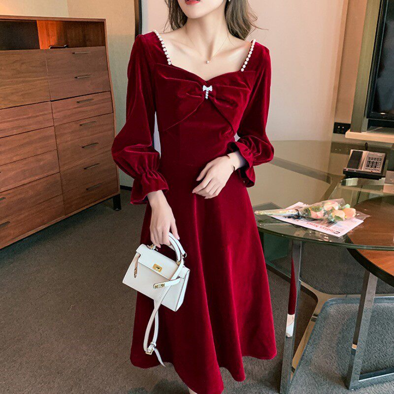 红色方领金丝绒连衣裙女2022新款秋冬裙子质感感修身气质长裙